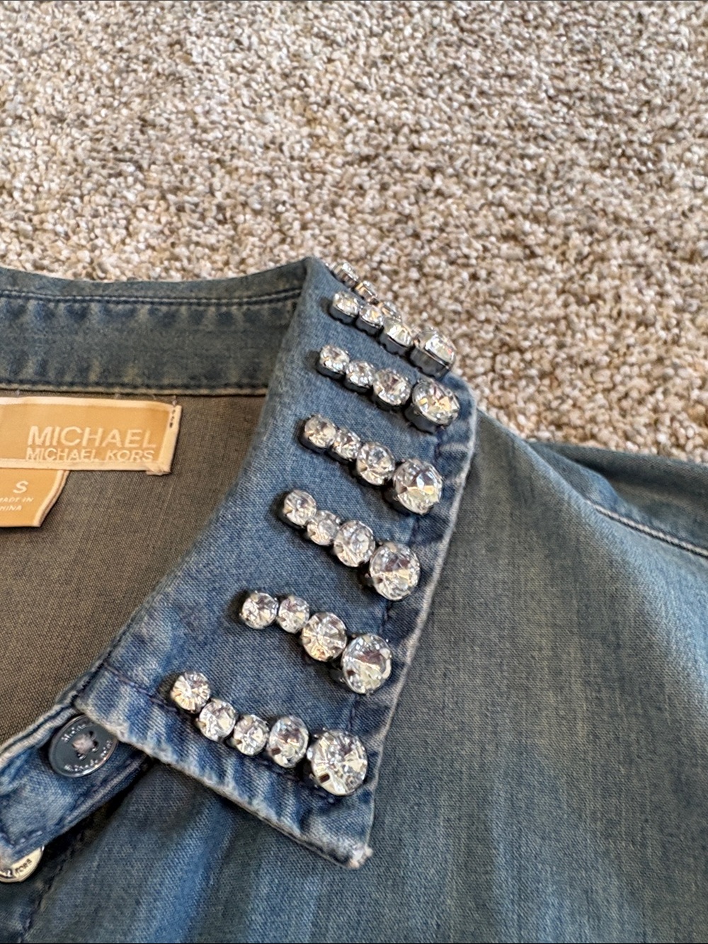 Michael Kors Studded Rhinestone Collar Denim Button-Down Shirt - size small - Picture 5 of 7